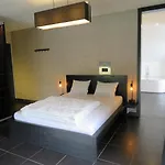 Oxygen House, Long Weekend Special Дом отдыха *