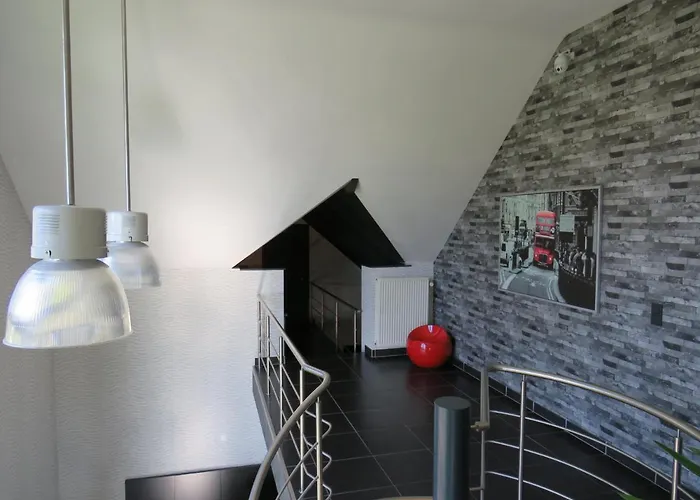 Oxygen House, Long Weekend Special *