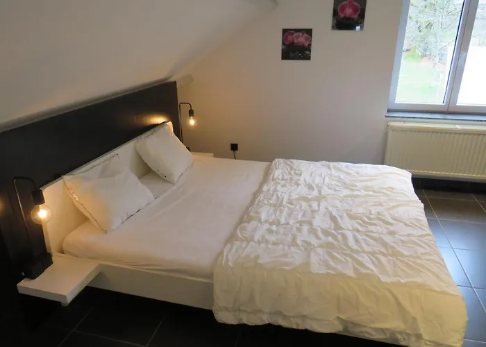 Oxygen House, Long Weekend Special * Овифа